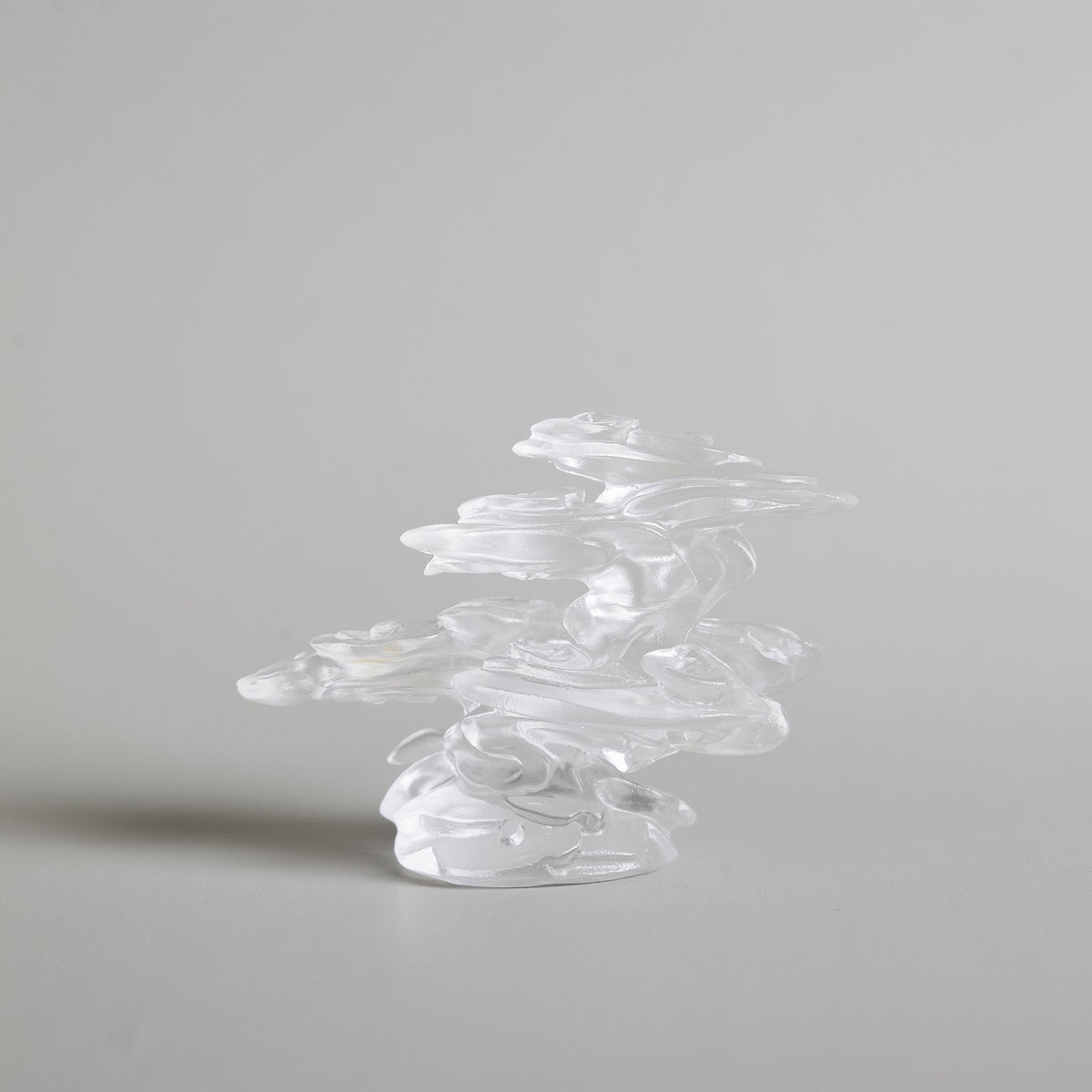 Side view of Ethereal Clouds liuli glass incense burner