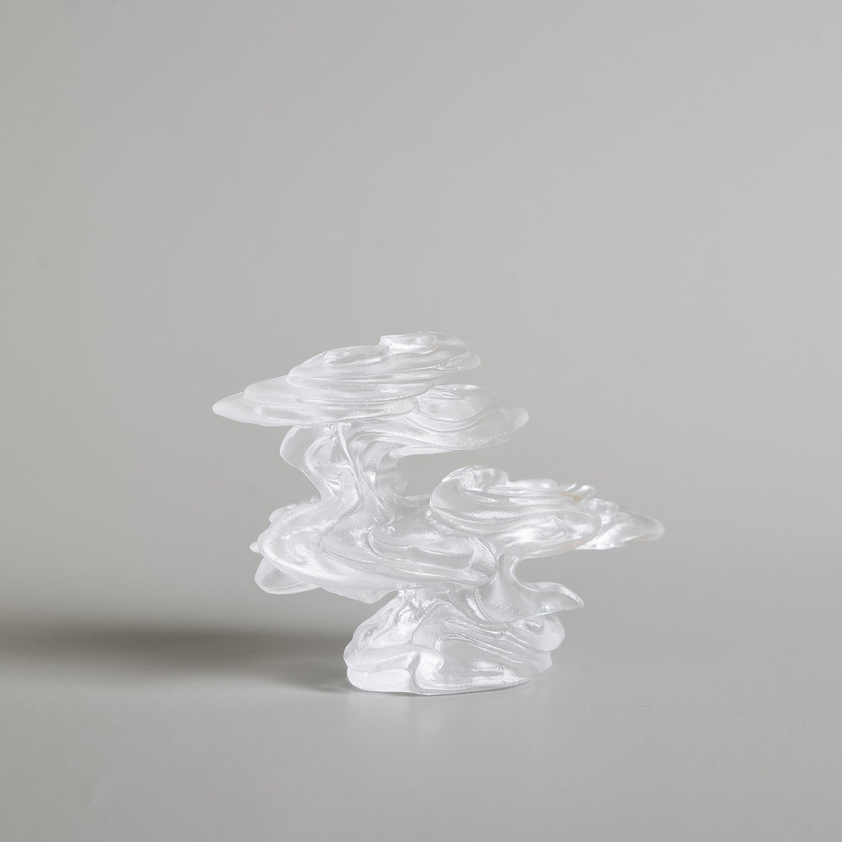 Alternate side view of Ethereal Clouds liuli crystal incense holder