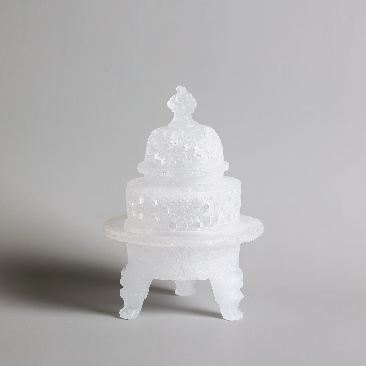 Front view of the Monument liuli glass incense powder burner by Kin Objects